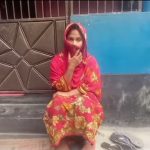 ফুলছড়ি উপজেলার কঞ্চিপাড়ায় বিয়ের দাবিতে রেখা নামের এক কলেজ পড়ুয়া ছাত্রীর অনশন