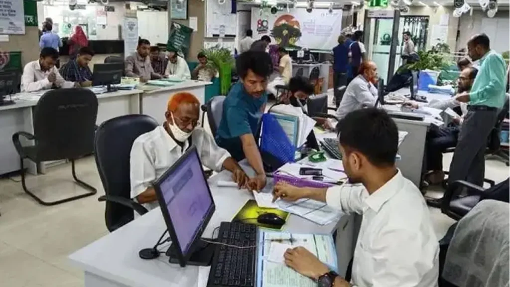 ৯ দিনের ছুটি শেষে অফিস-আদালত খুলছে আজ