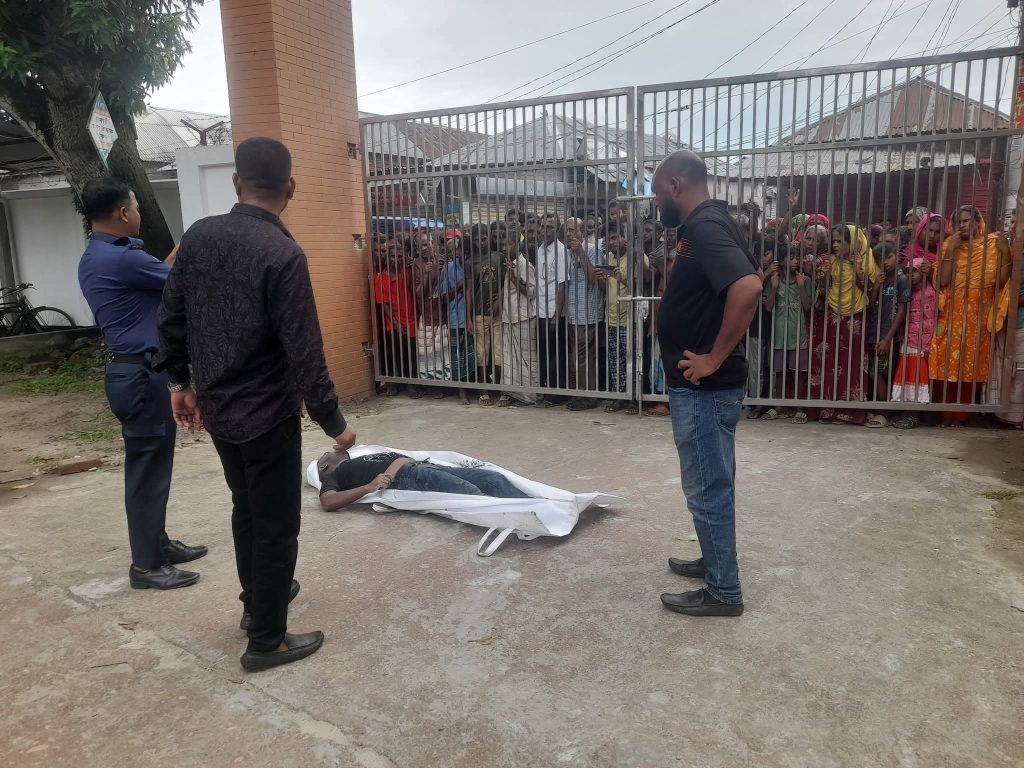 সাঘাটা থানায় হামলা: নিহত যুবকের পরিচয় মিললেও রহস্য অজানা